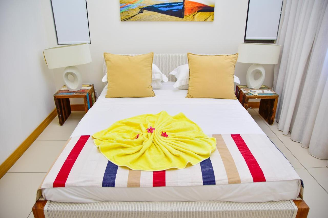 Cap Ouest Beachfront Residences Apartmán